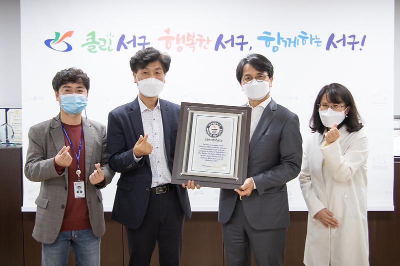 Young-7580.jpg 이미지