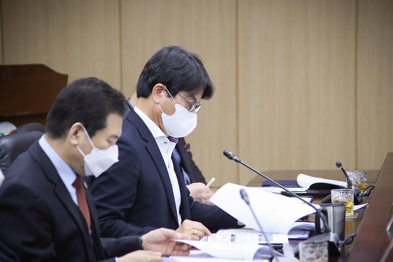 Young-7627.jpg 이미지