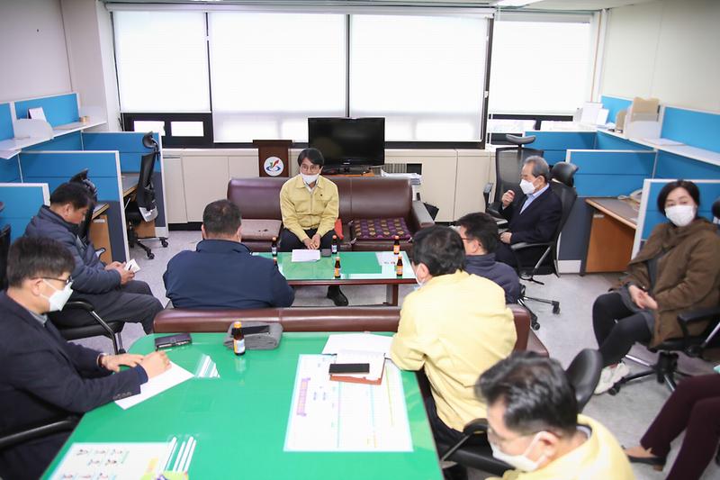 Young-7904.jpg 이미지