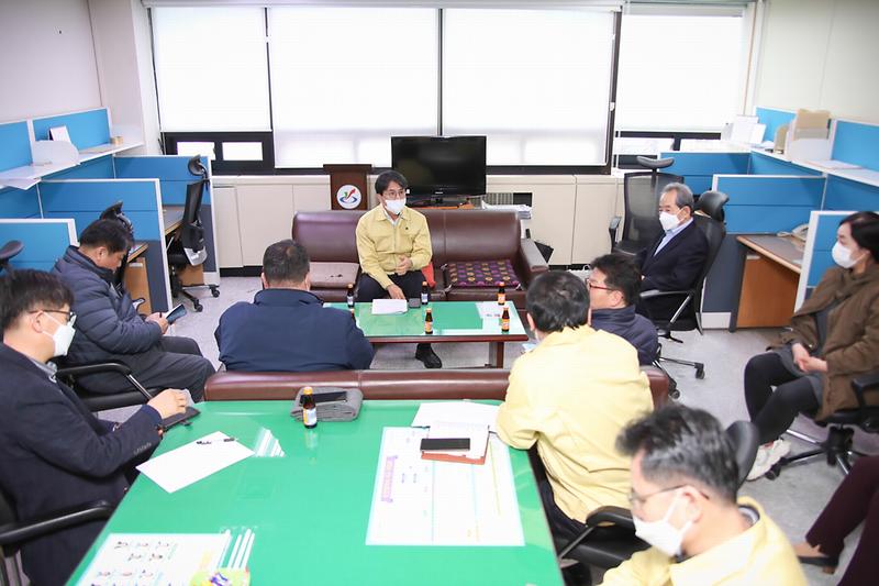 Young-7909.jpg 이미지