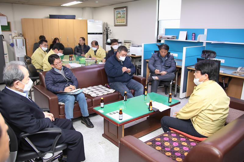 Young-7977.jpg 이미지