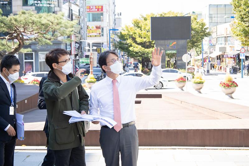 Young-8050.jpg 이미지