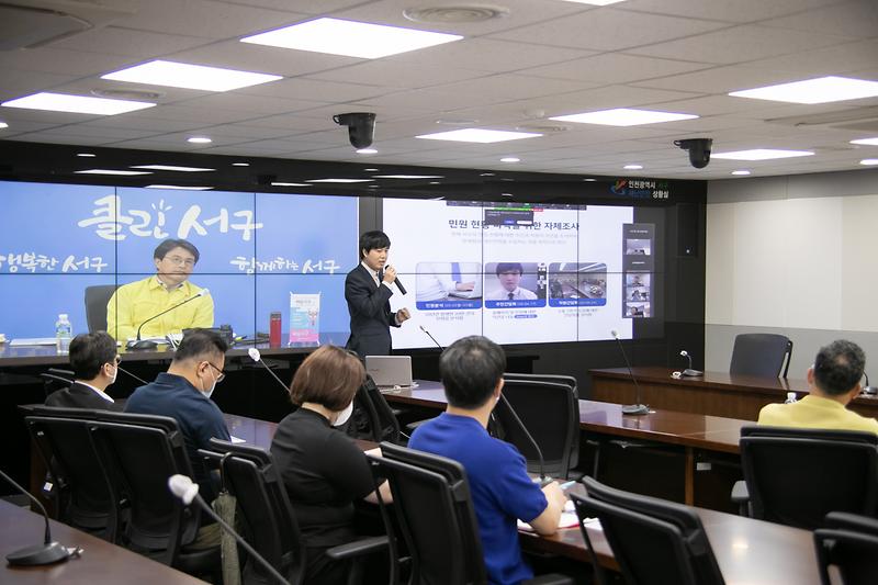 Young-8141.jpg 이미지