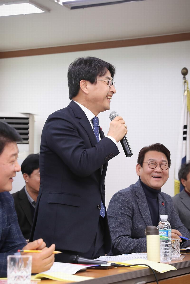 Young-8366.jpg 이미지