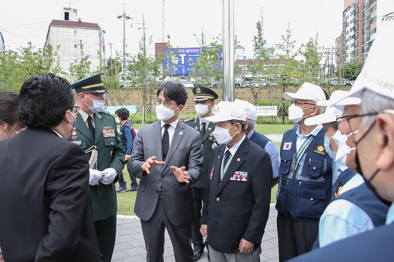 Young-8534.jpg 이미지