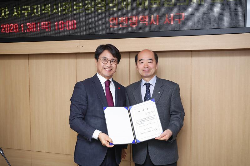 Young-8587.jpg 이미지