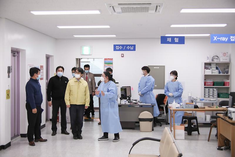 Young-8930.jpg 이미지