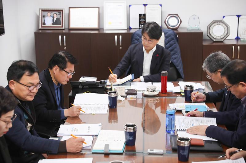 Young-9006.jpg 이미지