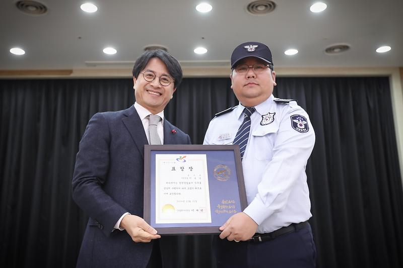 Young-9288.jpg 이미지