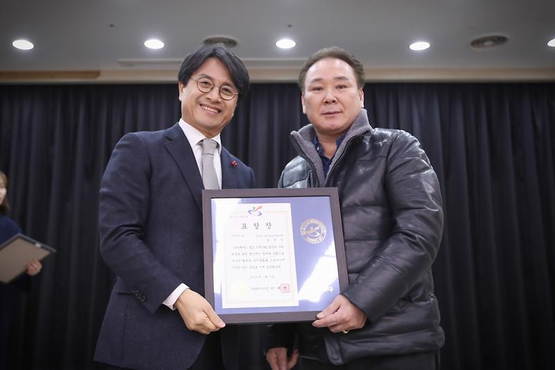 Young-9363.jpg 이미지