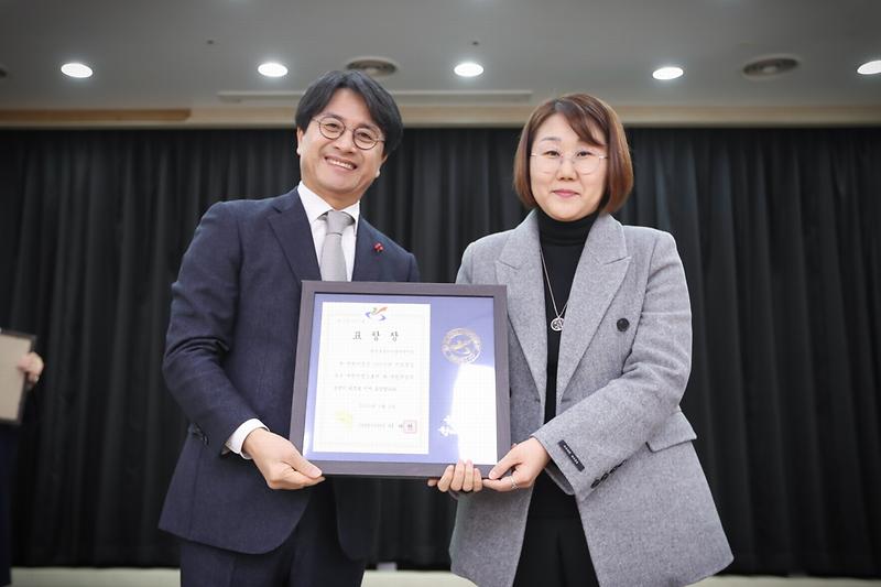 Young-9424.jpg 이미지