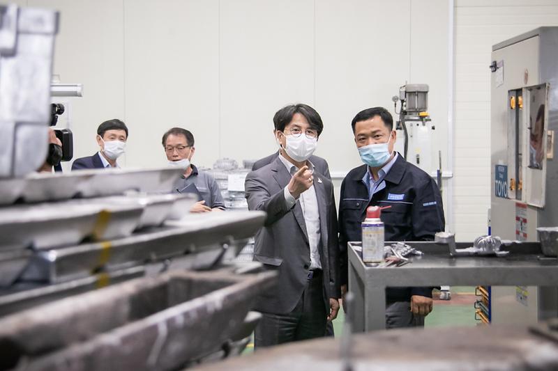 Young-9463.jpg 이미지