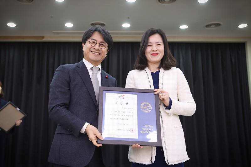 Young-9465.jpg 이미지