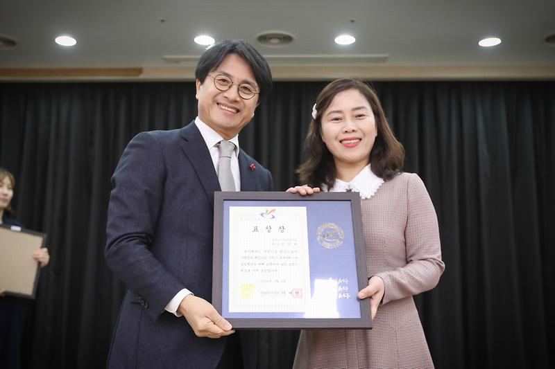 Young-9478.jpg 이미지