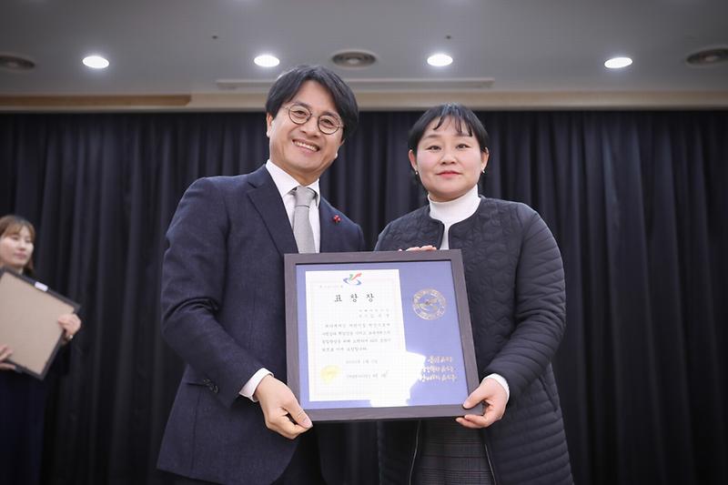 Young-9502.jpg 이미지