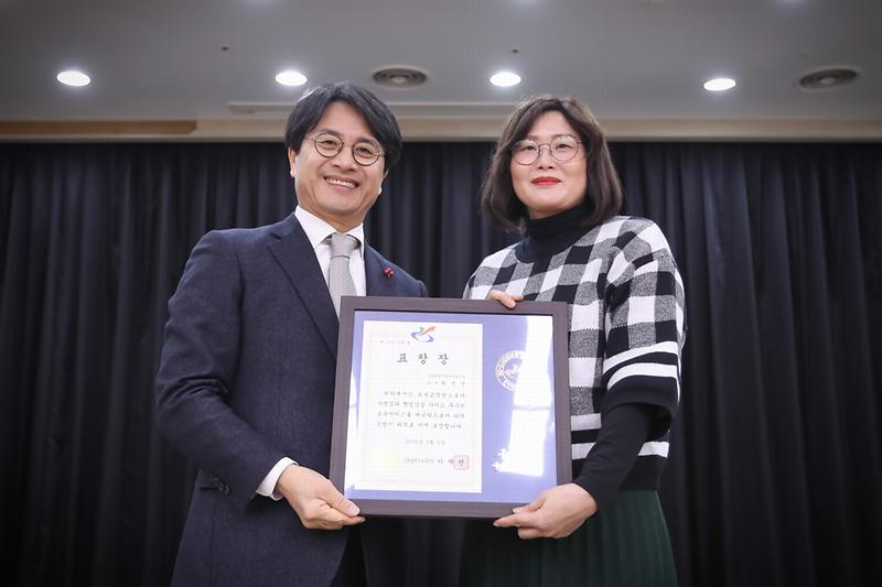 Young-9527.jpg 이미지