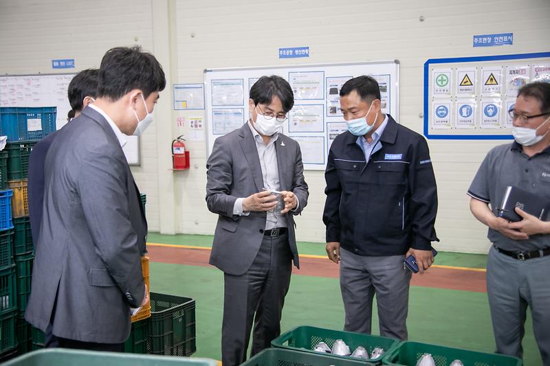 Young-9532.jpg 이미지