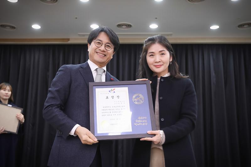 Young-9587.jpg 이미지