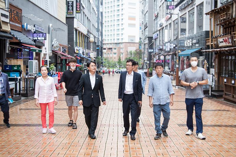 Young-9894.jpg 이미지