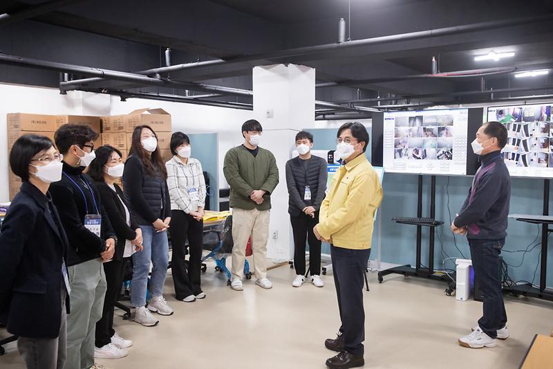 Young-3830.jpg 이미지