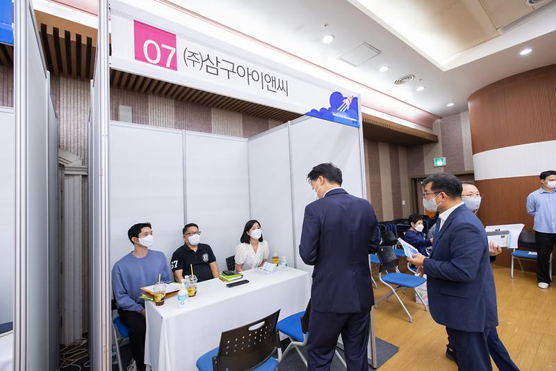 Young-1162.jpg 이미지