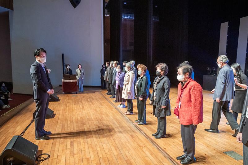 Young-2047.jpg 이미지