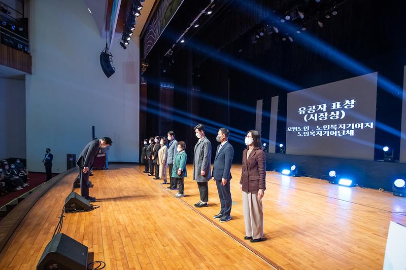 Young-2382.jpg 이미지