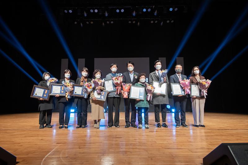 Young-2533.jpg 이미지