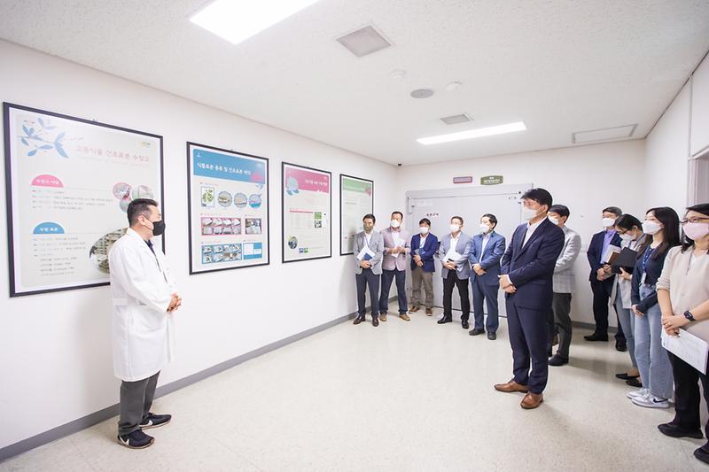 Young-4767.jpg 이미지