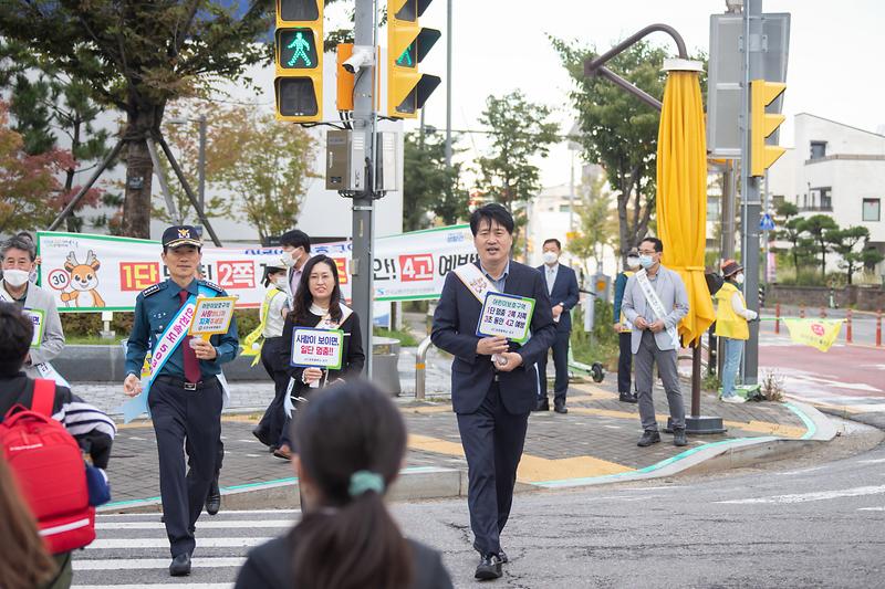 Young-5061.jpg 이미지