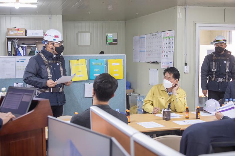 Young-9280.jpg 이미지