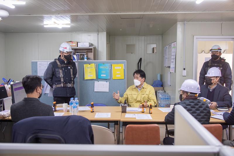 Young-9305.jpg 이미지