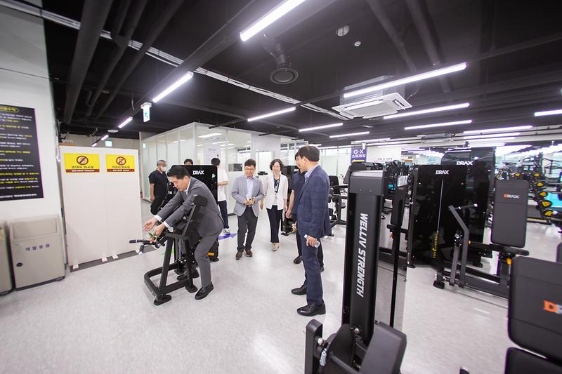 Young-0815.jpg 이미지