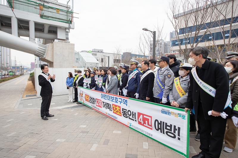 Young-1023.jpg 이미지