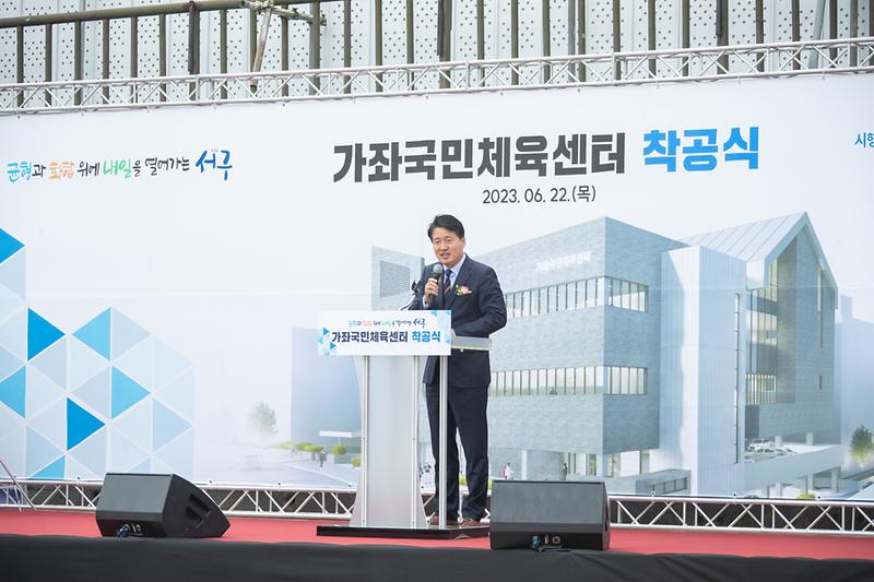 Young-1112.jpg 이미지