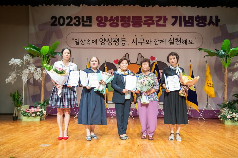 Young-1509.jpg 이미지