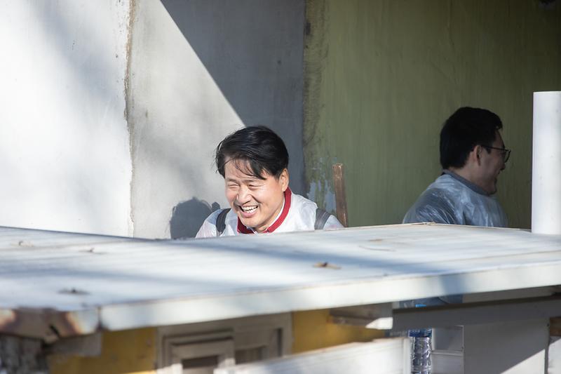 Young-1813.jpg 이미지