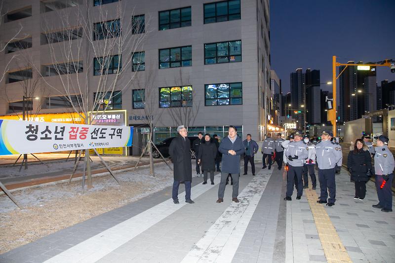 Young-1828.jpg 이미지