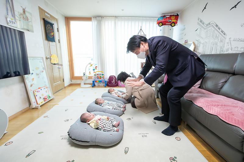 20230208 서구 세쌍둥이 가정 방문 사진