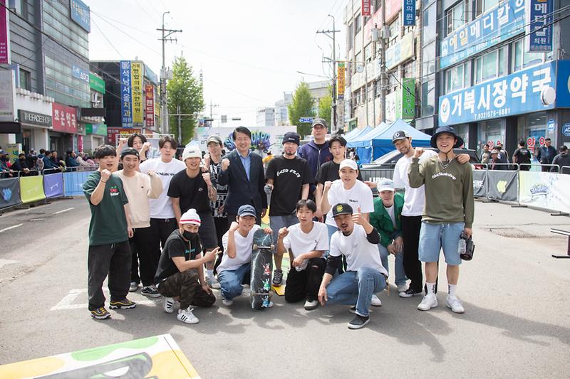 Young-2211.jpg 이미지