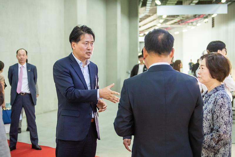 Young-2308.jpg 이미지