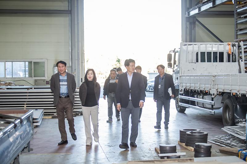 Young-2679.jpg 이미지