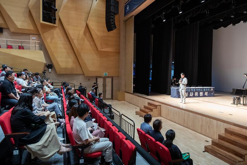 Young-3173.jpg 이미지