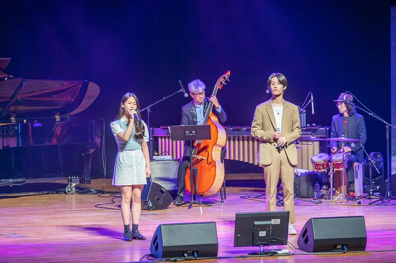 Young-3366.jpg 이미지