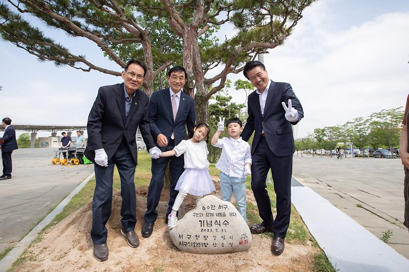 Young-3393.jpg 이미지