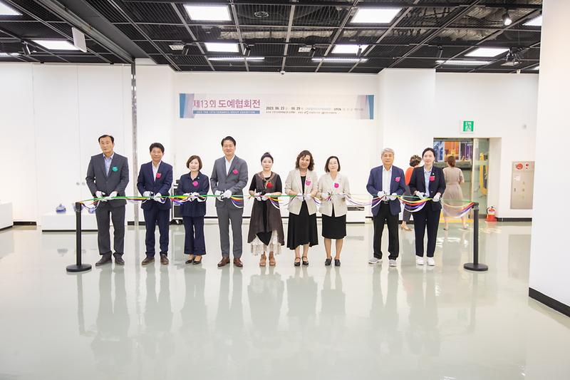 Young-3534.jpg 이미지