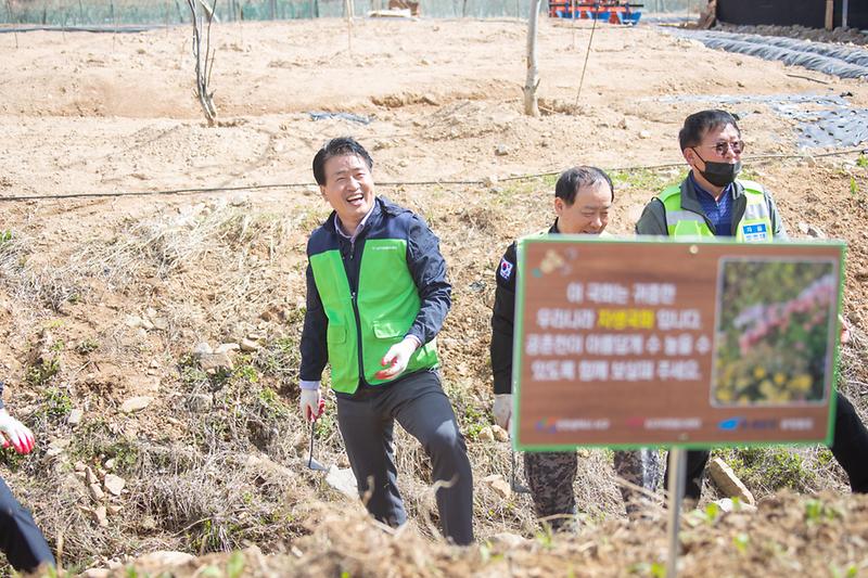 Young-3614.jpg 이미지