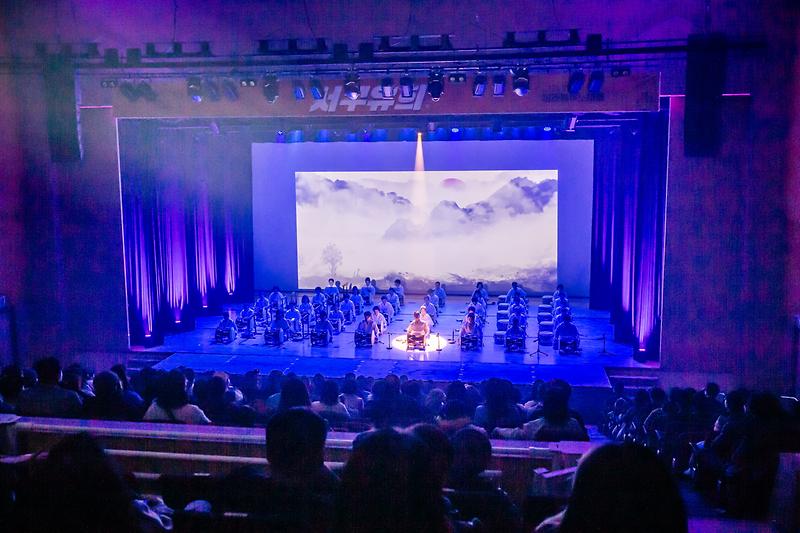 Young-3872.jpg 이미지