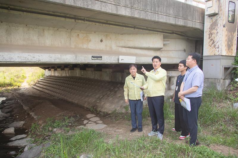 Young-4014.jpg 이미지