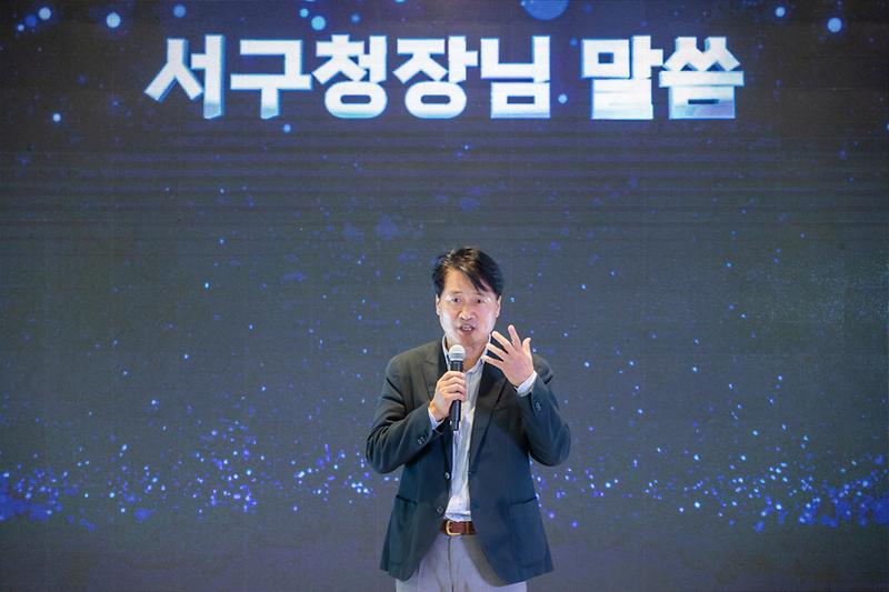 Young-4170.jpg 이미지